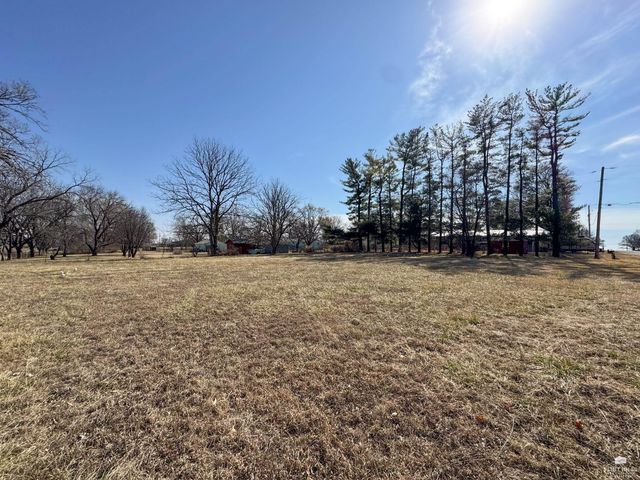 2424 Rogers Boulevard, Manhattan, KS 66502