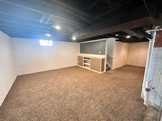 168 Winding Valley Drive, Delaware, OH 43015