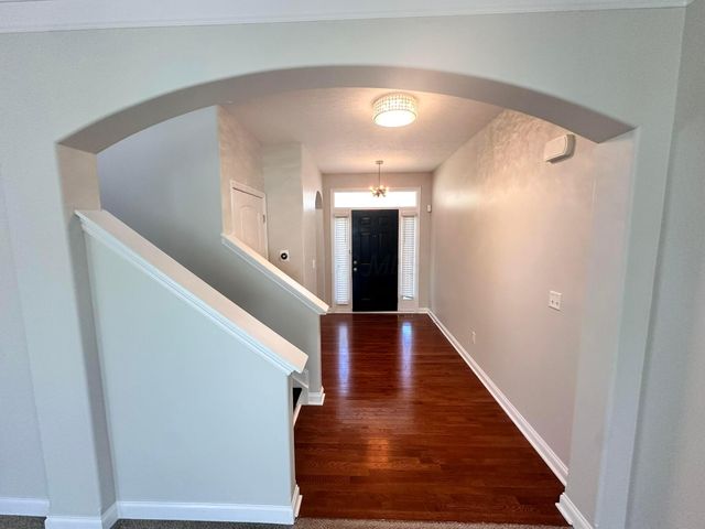 168 Winding Valley Drive, Delaware, OH 43015