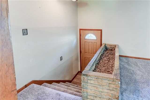 3606 NW 60th Terrace, Kansas City, MO 64151