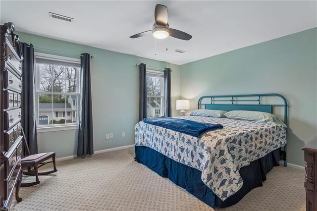 21 Cherbourg DR, Newport News, VA 23606