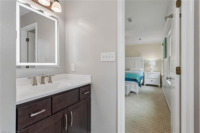 21 Cherbourg DR, Newport News, VA 23606