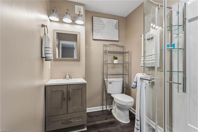 21 Cherbourg DR, Newport News, VA 23606