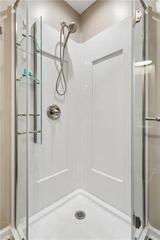 21 Cherbourg DR, Newport News, VA 23606