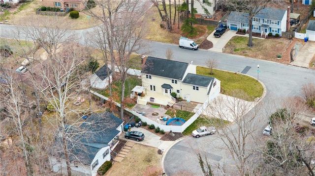 21 Cherbourg DR, Newport News, VA 23606