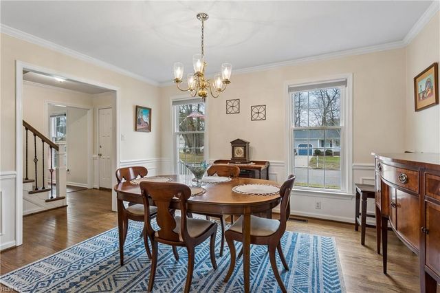 21 Cherbourg DR, Newport News, VA 23606