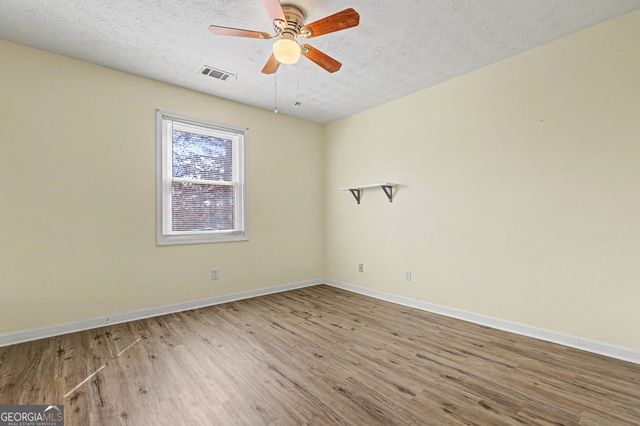 50 Old Lantern Drive, Stockbridge, GA 30281