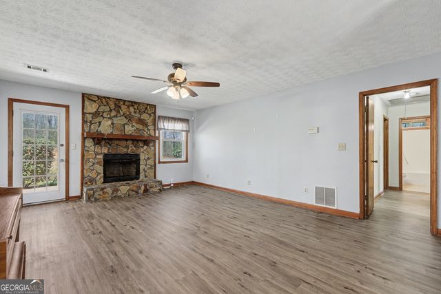 50 Old Lantern Drive, Stockbridge, GA 30281