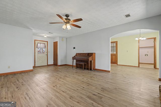 50 Old Lantern Drive, Stockbridge, GA 30281