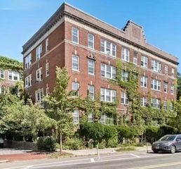 1699 Cambridge St 7, Cambridge, MA 02138