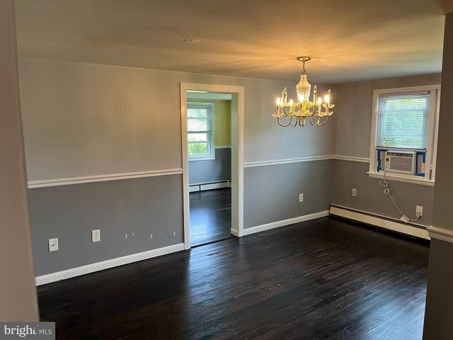 2962 HARMONYVILLE RD, Elverson, PA 19520