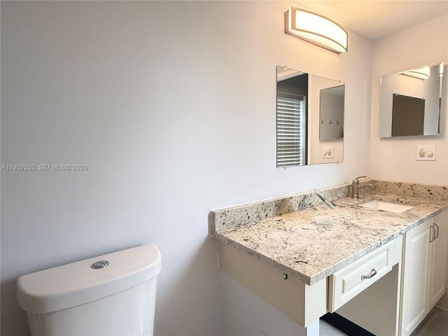 2206 S Cypress Bend Dr 508, Pompano Beach, FL 33069