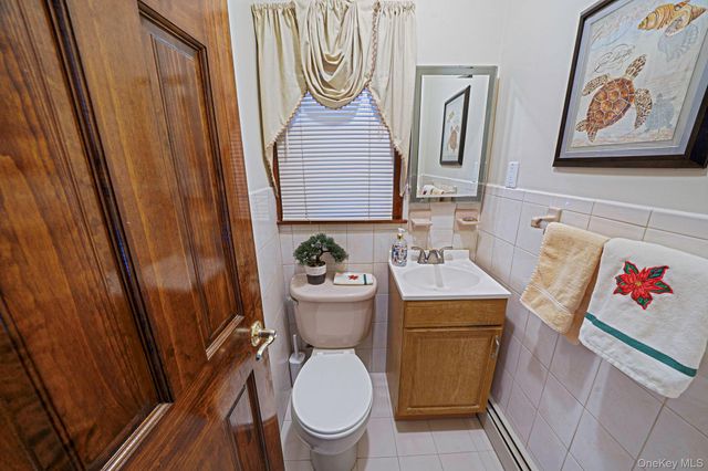 3 Huron Road, Shirley, NY 11967