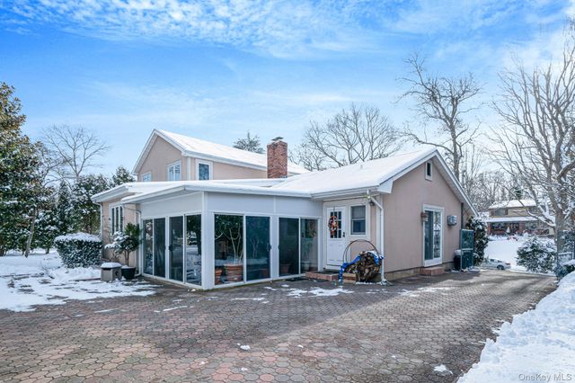 3 Huron Road, Shirley, NY 11967