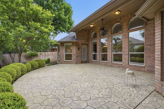 1921 Old York Drive, Keller, TX 76248