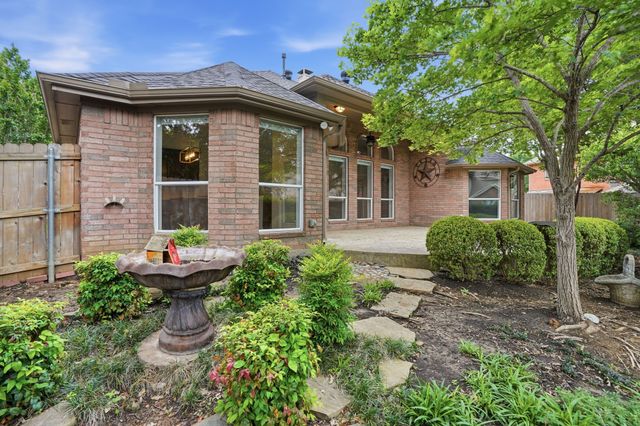 1921 Old York Drive, Keller, TX 76248