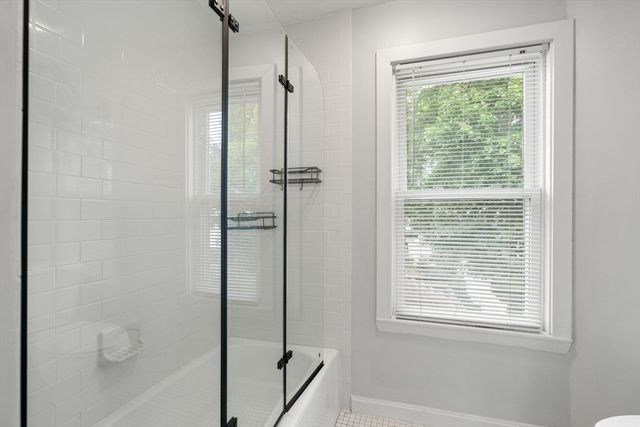 83 Edgewater Dr, Quincy, MA 02169
