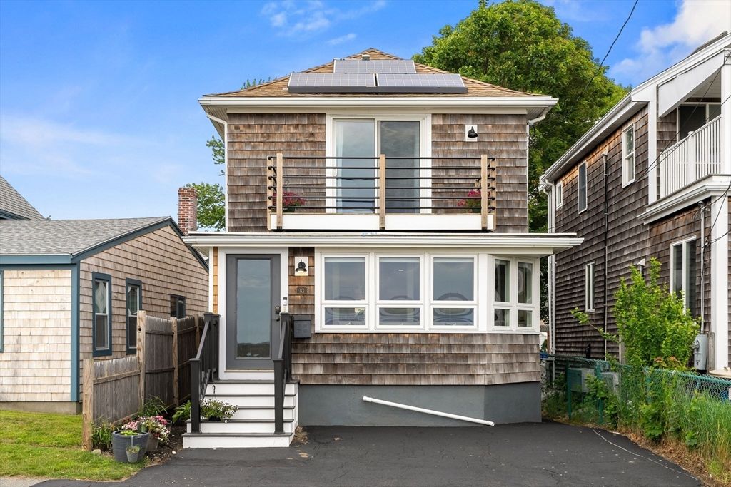 83 Edgewater Dr, Quincy, MA 02169