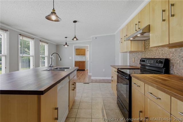 128 & 124 Skip A Rock Lane, Hope Mills, NC 28348