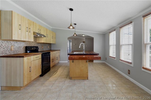 128 & 124 Skip A Rock Lane, Hope Mills, NC 28348