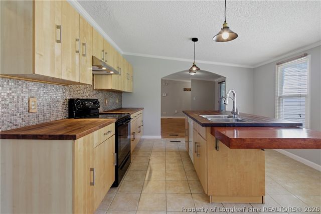 128 & 124 Skip A Rock Lane, Hope Mills, NC 28348