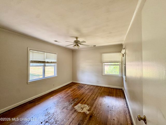 7460 W Shahkoka Drive, Olive Branch, MS 38654