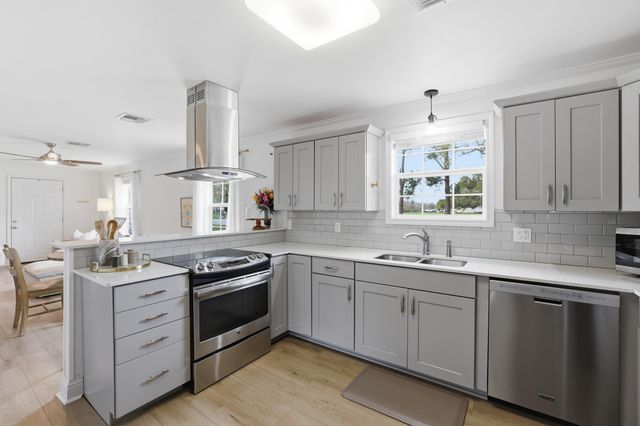 3249 West Main Street, Gray, LA 70359