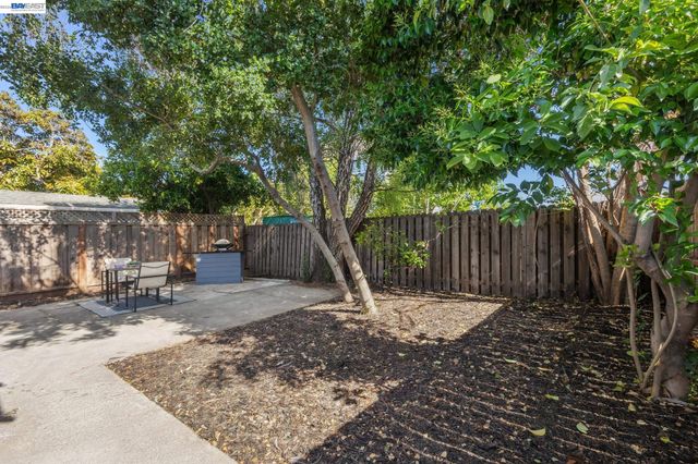 417 Lincoln Ave, Alameda, CA 94501