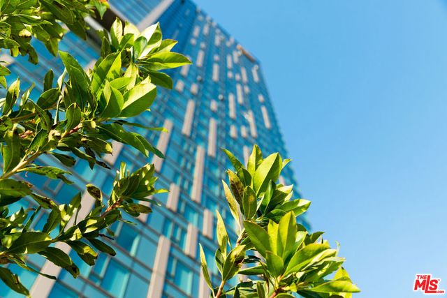 889 Francisco Street 807, Los Angeles, CA 90017