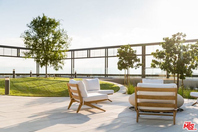 889 Francisco Street 807, Los Angeles, CA 90017