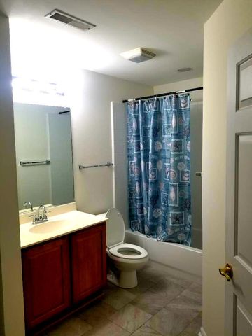 114 Ashley Villa Circle B, Charleston, SC 29414