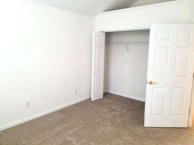 114 Ashley Villa Circle B, Charleston, SC 29414