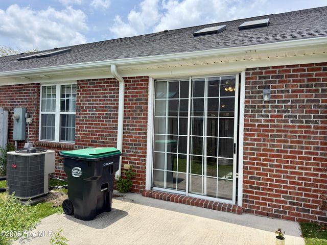 5006 Carleton Drive Unit 115, Wilmington, NC 28403