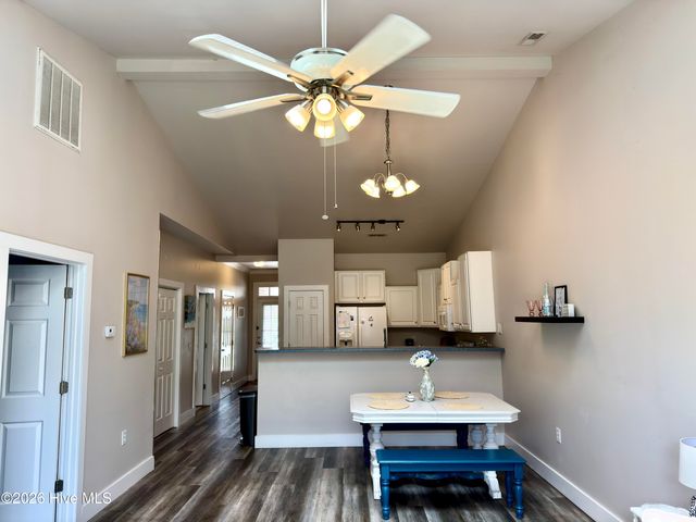 5006 Carleton Drive Unit 115, Wilmington, NC 28403