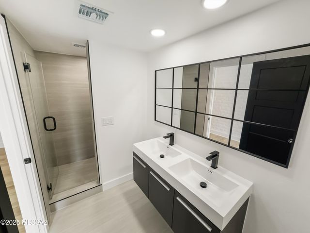 8172 E Galinda Drive, Tucson, AZ 85750