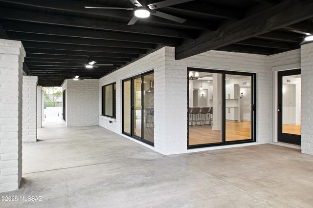 8172 E Galinda Drive, Tucson, AZ 85750