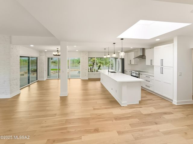 8172 E Galinda Drive, Tucson, AZ 85750