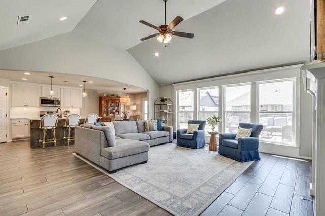 8224 NW 151st Street, Edmond, OK 73013