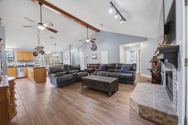 3494 US-90, Crestview, FL 32539