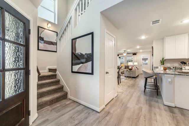 5332 Cj Walker Lane, Houston, TX 77048