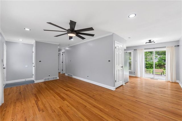 13209 Herrick Avenue, Grandview, MO 64030