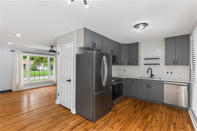 13209 Herrick Avenue, Grandview, MO 64030