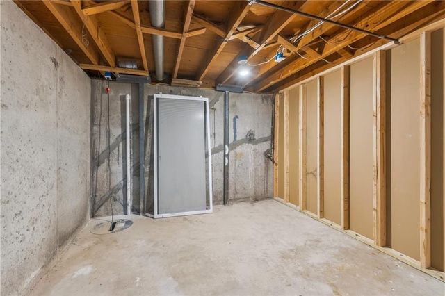 13209 Herrick Avenue, Grandview, MO 64030