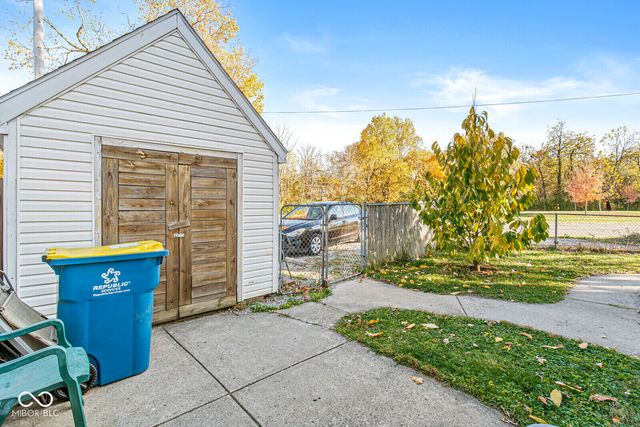 1329 Spruce Street, Indianapolis, IN 46203