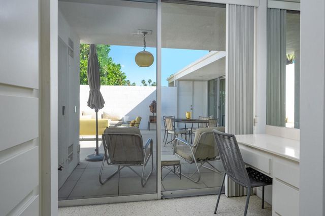 353 Westlake Terrace, Palm Springs, CA 92264