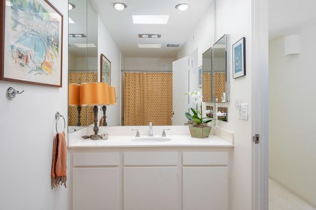 353 Westlake Terrace, Palm Springs, CA 92264