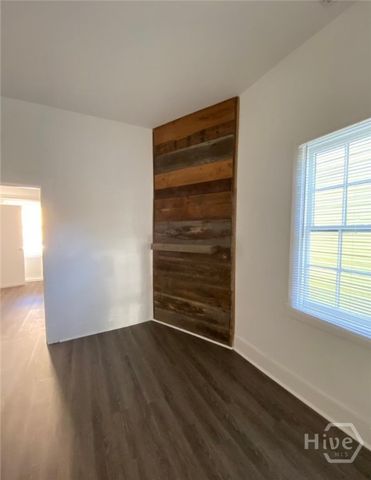 9 W 48th Street, Savannah, GA 31405