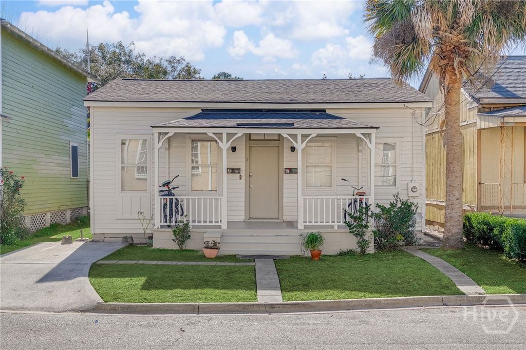 9 W 48th Street, Savannah, GA 31405
