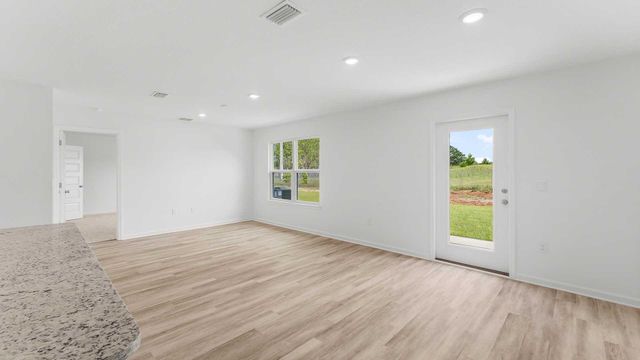 224 Dockside Road, Freeport, FL 32439