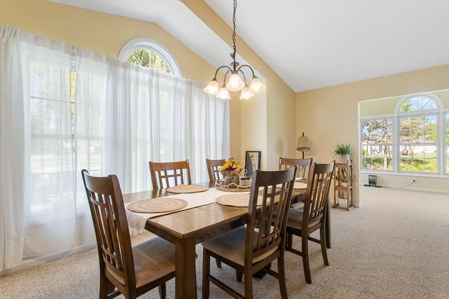 11818 Willow Wood North, Holland Twp, MI 49424